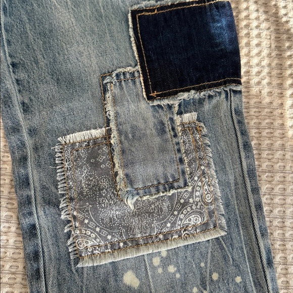 Easel Blue Boyfriend Jeans with Patchwork
Size Medium. New with tags. - Picture 3 of 10